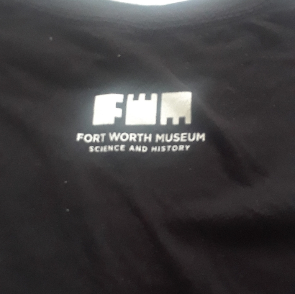 Shirt - Picture 2 of 6
